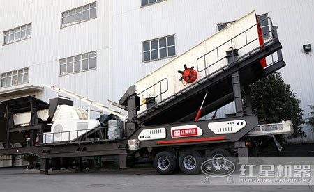 車載流動錘式破碎機(jī)多少錢？產(chǎn)量多高？